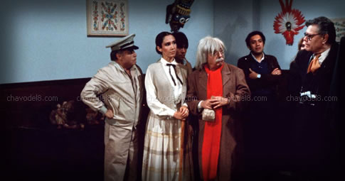 Letra de la Canción: Bailando (Chespirito)